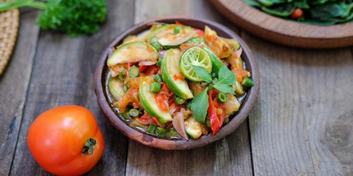 by abimanyu_studio (Shutterstock) by abimanyu_studio (Shutterstock)