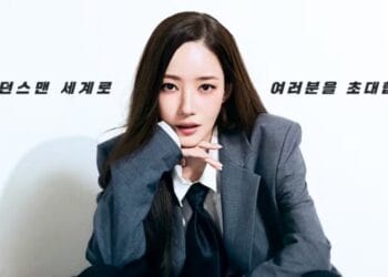 Drama Korea terbaru Confidence Queen, adaptasi dari dorama Jepang The Confidence Man JP, tayang 6 September 2025. Park Min Young berperan sebagai pemimpin trio penipu jenius yang beraksi melawan penjahat kelas kakap. Saksikan strategi cerdas, humor tajam, dan aksi penuh intrik.