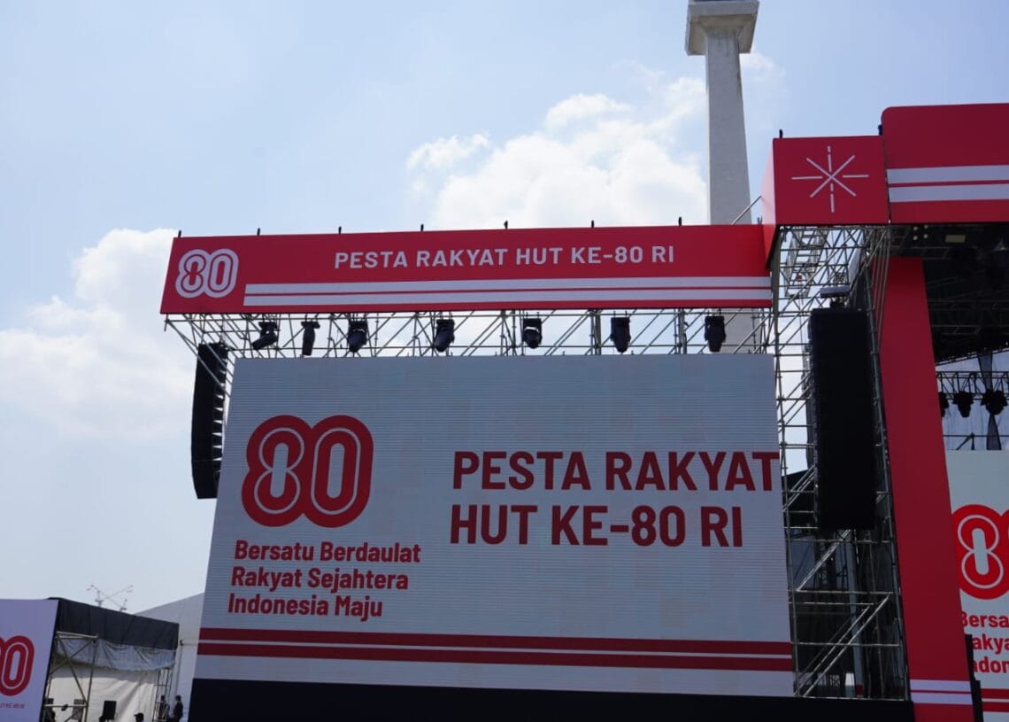 Icon Pesta Rakyat Ribuan Warga Ramaikan Pesta Rakyat Monas HUT ke-80 RI dengan Lomba ...