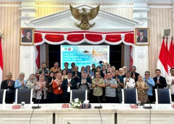 Jawa Barat meningkatkan kesiapan pariwisata ramah Muslim lewat Forum Ekosistem Halal dan site visit IMTI 2025, menyasar tiga besar Indonesia Muslim Travel Index. Foto: disparbud.jabarprov.go.id
