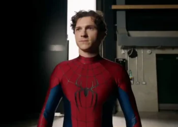 Sekilas tampilan kostum baru Spider-Man dari film Brand New Day—memancarkan nuansa segar sekaligus memunculkan pertanyaan tentang jalinan cerita mendatang. (Sumber: Sony Pictures Entertainment/Spider-Man: Brand New Day)