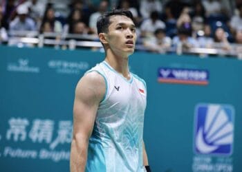 onatan Christie tengah tampil di lapangan, mempersiapkan diri menghadapi Kejuaraan Dunia Bulu Tangkis 2025. Sumber: dok. PBSI via IDN Times