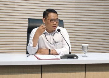 Plt. Deputi Penindakan dan Eksekusi KPK, Asep Guntur Rahayu, saat konfirmasi kasus kredit fiktif di Gedung Merah Putih KPK. Foto: ANTARA/Nadia Putri Rahmani