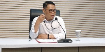 Plt. Deputi Penindakan dan Eksekusi KPK, Asep Guntur Rahayu, saat konfirmasi kasus kredit fiktif di Gedung Merah Putih KPK. Foto: ANTARA/Nadia Putri Rahmani