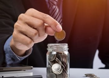 Ilustrasi pengelolaan keuangan, termasuk pelaku UMKM perlu hindari kesalahan pengelolaan uang agar usaha bisa sukses. (Foto/Freepik).