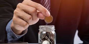 Ilustrasi pengelolaan keuangan, termasuk pelaku UMKM perlu hindari kesalahan pengelolaan uang agar usaha bisa sukses. (Foto/Freepik).