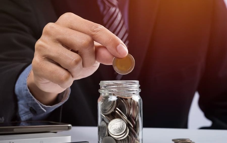 Ilustrasi pengelolaan keuangan, termasuk pelaku UMKM perlu hindari kesalahan pengelolaan uang agar usaha bisa sukses. (Foto/Freepik).