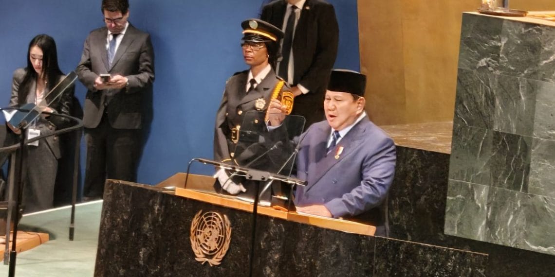 Donald Trump memuji pidato Prabowo di Sidang Umum PBB. Pakar hubungan internasional mengulas makna pujian tersebut dari sisi diplomasi, strategi komunikasi, dan pengaruh politik. Foto: Antara/Fathur Rochman