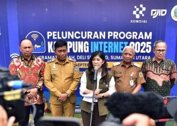 Pemerintah mendorong program Kampung Internet sebagai strategi untuk memperluas akses broadband hingga ke pelosok desa. (Sumber: ANTARA)