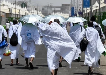 Lengkapi ibadah Umroh Anda dengan doa-doa yang dianjurkan: keluar rumah, di kendaraan, memasuki kota suci, dan melihat Ka’bah untuk pertama kali agar perjalanan spiritual makin bermakna. (Sumber: himpuh.or.id)