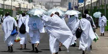 Lengkapi ibadah Umroh Anda dengan doa-doa yang dianjurkan: keluar rumah, di kendaraan, memasuki kota suci, dan melihat Ka’bah untuk pertama kali agar perjalanan spiritual makin bermakna. (Sumber: himpuh.or.id)