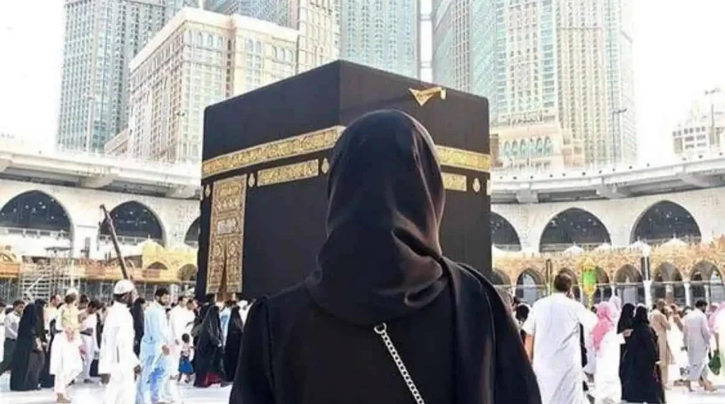 Panduan lengkap tata cara Umroh untuk perempuan sesuai ajaran Islam. Lengkap dengan persiapan, syarat, doa, serta tuntunan ibadah dari rumah hingga tanah suci. (Sumber: himpuh.or.id)