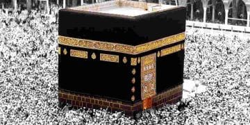 Panduan doa Talbiyah lengkap dengan teks Arab, latin, arti, dan aturan membaca Talbiyah untuk jamaah Haji dan Umroh agar ibadah makin khusyuk dan sesuai sunnah. (Sumber: haramainku.com)