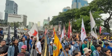 BEM SI memastikan demo lanjutan akan digelar pada 2 September 2025 sebagai bagian dari gerakan Indonesia (C)Emas. Ibu Kota, termasuk Istana Negara, kini dalam status siaga penuh menyambut aksi mahasiswa. Foto: X/@jackjackparrr