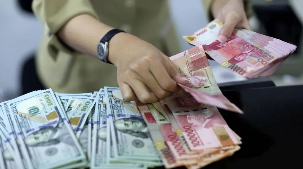Kurs Rupiah Terhadap Dollar. (Sumber: Kompas)