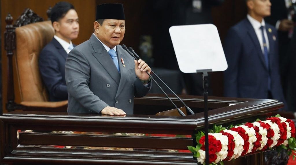 Presiden Prabowo Subianto menyatakan Indonesia siap kirim pasukan penjaga perdamaian ke Gaza dalam KTT Two State Solution PBB, mendukung pengakuan Palestina dan memprioritaskan penghentian perang. Foto: The Jakarta Post