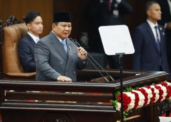Presiden Prabowo Subianto menyatakan Indonesia siap kirim pasukan penjaga perdamaian ke Gaza dalam KTT Two State Solution PBB, mendukung pengakuan Palestina dan memprioritaskan penghentian perang. Foto: The Jakarta Post