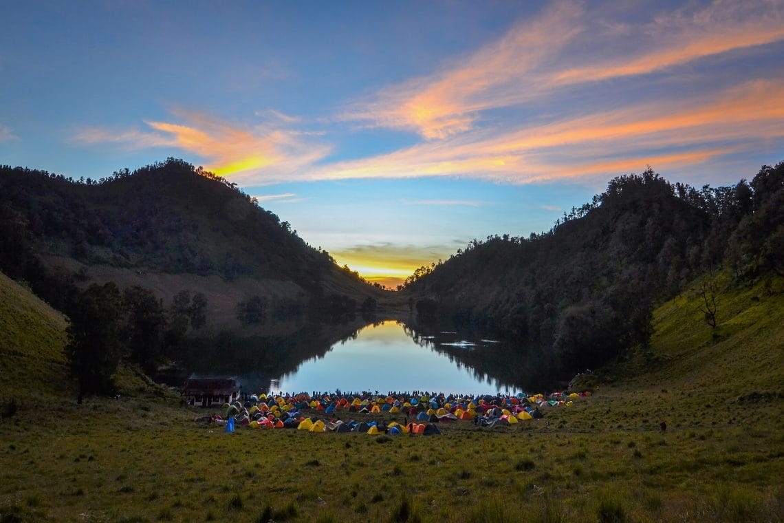 Semeru Ranu Misteri & Keindahan Ranu Kumbolo: Surga Tersembunyi di Kaki Semeru