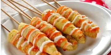 Telur gulung yang baru digoreng dengan tekstur renyah, disajikan bersih dan menggugah selera—camilan simpel yang digemari banyak anak di Indonesia. (Sumber: Instagram/ @trisulistijani.2908)