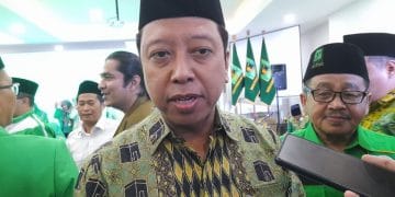 Romahurmuziy atau Rommy membantah klaim yang menyebut Muhamad Mardiono terpilih sebagai Ketua Umum PPP melalui aklamasi. Ia menegaskan keputusan itu tidak pernah ada. Foto: Istimewa
