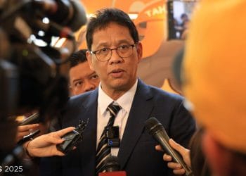 Menteri Keuangan Purbaya Yudhi Sadewa optimis IHSG bisa pulih hingga mencetak rekor baru di level 36.000 pada 2035, didukung fundamental ekonomi dan sentimen positif pasar. Foto: Kompas