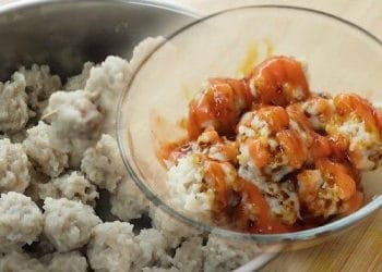 Ilustrasi pentol ayam kriwil gurih siap disajikan (Sumber: Youtube Devina Hermawan)