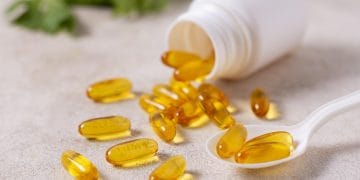 Vitamin B3 atau nikotinamid terbukti membantu menurunkan risiko kanker kulit. Simak hasil penelitian terbaru, mekanismenya, serta tips pencegahan kanker kulit yang bisa Anda terapkan setiap hari. (Sumber: Freepik)