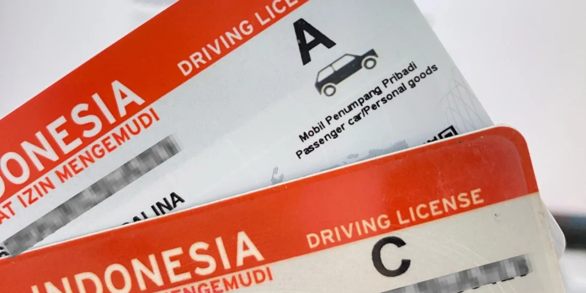 SIM mati tak selalu harus diganti baru. Ikuti aturan dan syarat perpanjangan SIM mati yang masih diperbolehkan oleh Polri. (Sumber: MPN Indonesia/Nida)