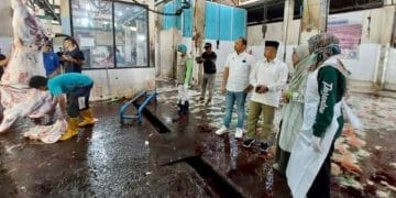 Pemerintah Kota Depok mengancam menutup kandang dan rumah potong hewan di Tapos karena limbahnya mencemari dua setu sekaligus. (Sumber: republika.co.id)