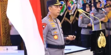 Isu pergantian Kapolri memanas, Istana disebut sudah ajukan surpres ke DPR. Komisi III angkat bicara soal proses, dinamika politik, dan calon pengganti. Sumber: Strategi.id