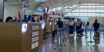 Ilustrasi penumpang tiba di bandara internasional Indonesia (Sumber: Tribunnews)