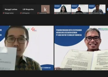 BPJS Kesehatan memperkenalkan VIOLA (Virtual Office Layanan Peserta), layanan administrasi peserta lewat Zoom meeting. Akses cepat, tanpa antre, jam Senin-Jumat pukul 08.00-15.00 WIB. Cari tahu cara daftar dan layanan yang tersedia. Foto: Antara News