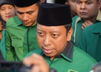 Rommy menyatakan Muktamar Ancol telah selesai dan Agus Suparmanto telah terpilih sebagai Ketum PPP, meski Mardiono juga mengklaim jabatan tersebut. Foto: Kompas.id