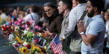 Peringatan tragedi 9/11 di Amerika Serikat. (Sumber: REUTERS/Kent J. Edwards via Detik)