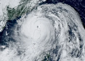 Mengulas Super Topan Ragasa, badai paling dahsyat tahun 2025. Simak faktor pembentuknya, mengapa begitu kuat, dan dampak besar yang mungkin ditimbulkan bagi wilayah terdampak. Foto: JMA/Himawari-9, RAMMB/CIRA, The Watchers