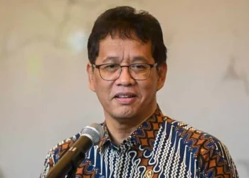 Menteri Keuangan Purbaya Yudhi Sadewa membuka kanal pengaduan dan tegas tidak membiarkan lagi praktik pemerasan pegawai pajak; target penunggak pajak besar Rp60 triliun masuk penerimaan 2025. Foto: finance.detik.com