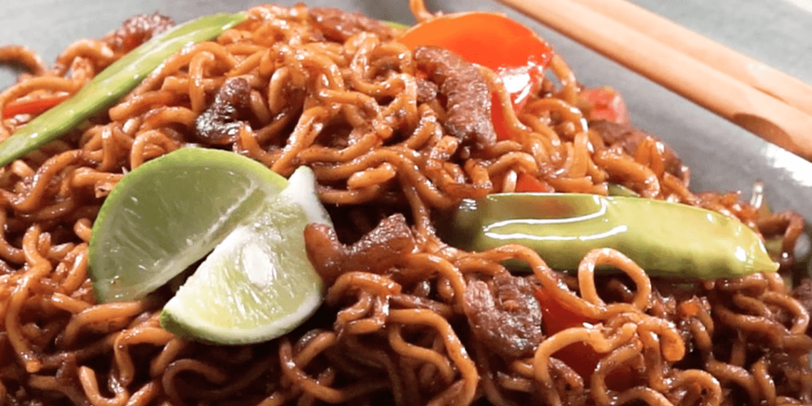 Semangkuk mie goreng enak dan gurih ala restoran. (Sumber: Orami)