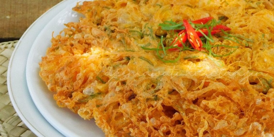 Telur barendo goreng renyah dengan isian cabai dan bawang, cocok untuk lauk atau camilan (Sumber: Cookpad / Desmawati Kuretangin)