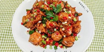 Potongan tempe crispy disiram saus mentega gurih manis, cocok untuk lauk harian (Sumber: Cookpad)