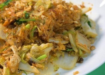 Sajian tumis suun telur sayuran hangat siap disajikan. (Sumber: DetikFood)