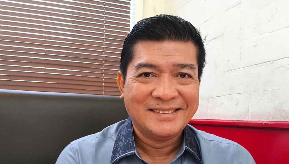 Silfester Matutina telah divonis 1,5 tahun penjara sejak 2019 namun belum ditahan; publik mendesak Kejaksaan Agung dan Kejari Jaksel segera mengeksekusi putusan inkracht. Foto: Bisnis.com