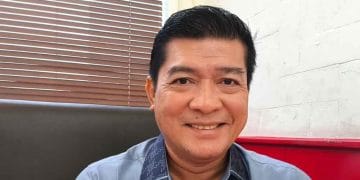 Silfester Matutina telah divonis 1,5 tahun penjara sejak 2019 namun belum ditahan; publik mendesak Kejaksaan Agung dan Kejari Jaksel segera mengeksekusi putusan inkracht. Foto: Bisnis.com