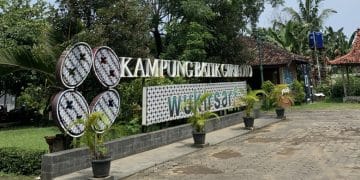 Menyelami pesona Kampung Batik Giriloyo di Yogyakarta yang menawarkan keindahan batik tulis, wisata edukasi, hingga pengalaman budaya yang autentik bagi wisatawan. Foto: kompasiana/dokpri