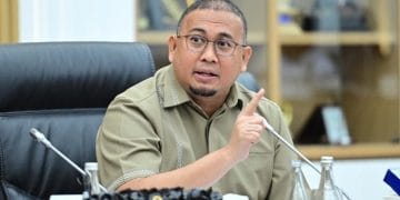 Ketua Komisi VI DPR Andre Rosiade saat menyampaikan rencana revitalisasi pasar kepada media. (Sumber: Gerindra)