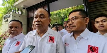 Dalam pertemuan di Surakarta, Jokowi memberi arahan kepada Projo agar solid, mendukung pemerintahan baru, dan terus bergerak di akar rumput. (Foto: Liputan6.com/Fajar Abrori)