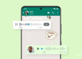 Tak perlu repot dengarkan voice note, kini VN WhatsApp bisa langsung jadi teks lewat fitur transkrip pesan suara. (Foto: Kontan.co.id)