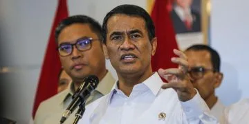 Menteri Pertanian Amran Sulaiman mengajak Brasil berinvestasi di bidang peternakan sapi usai pertemuan bilateral Presiden Prabowo dan Presiden Lula da Silva. (Foto: ANTARA FOTO/ASPRILLA DWI ADHA/NYM)