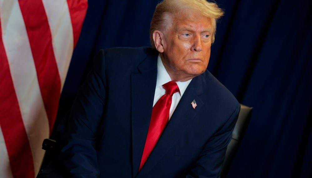 Donald Trump kembali mengancam tarif 100% pada film luar negeri. Namun Hollywood menanggapinya dengan skeptis, menyebut langkah itu tidak realistis dan berisiko memperburuk industri perfilman global. (Sumber: Getty Images)