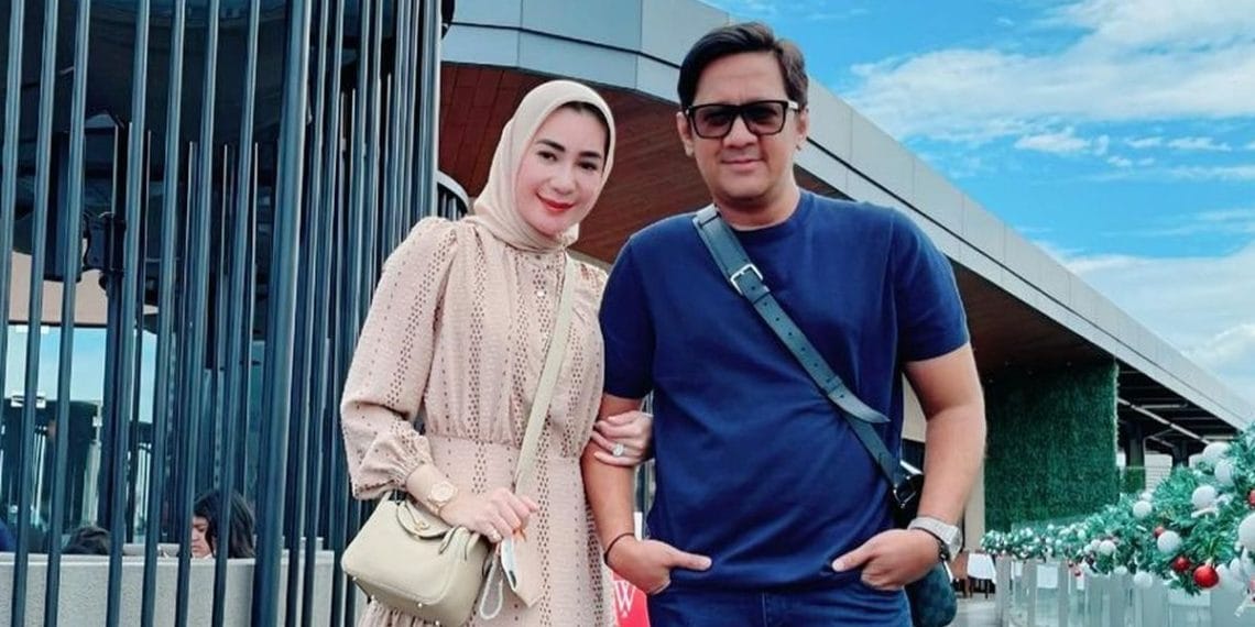 Erin mengancam akan membongkar “kelakuan busuk” Andre Taulany apabila terus membuat kegaduhan publik di tengah proses perceraian mereka. (Foto: INSTAGRAM @erintaulany)