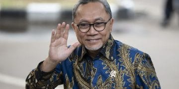 Program pengolahan sampah jadi energi ditargetkan selesai 2027. Ini strategi pemerintah dan 10 provinsi yang jadi prioritas. (Sumber: Antara Foto / Aprillio Akbar)